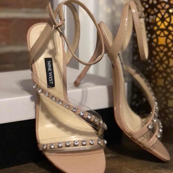 Pageant/Prom Nine West Shoes - Picture 2 of 2